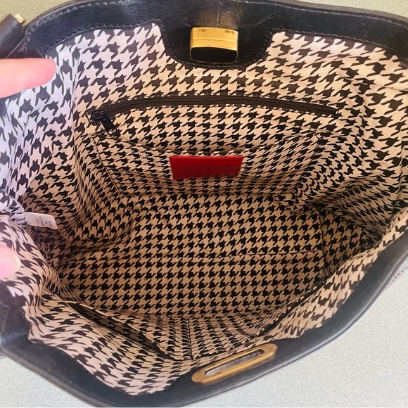 HOBO Black Leather Turn-lock Tote Bag - Picture 8 of 14